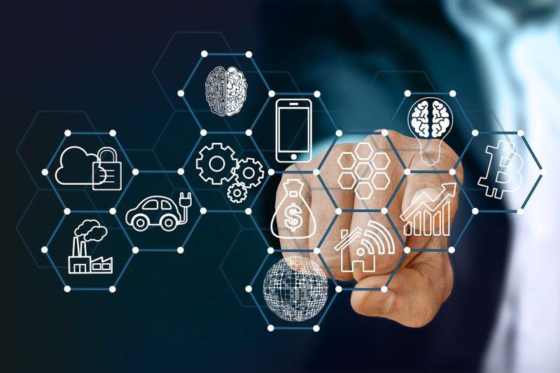 2026 年 Matter 3.0 智慧家居環境管理主機實機圖，具備 AI 溫濕度動態調節功能